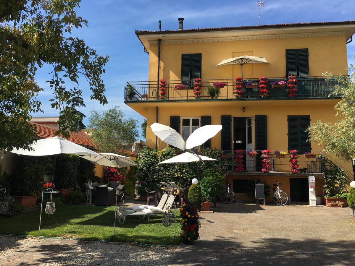 Villa San Donato B&B Лука Екстериор снимка